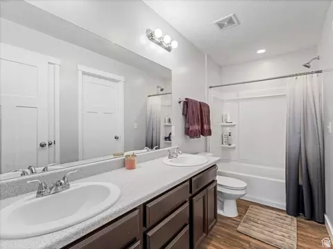 Bath - 341 N 680 E, Vineyard, UT 84059 photo 2 of 3