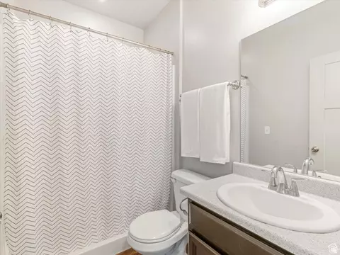 Bath - 341 N 680 E, Vineyard, UT 84059 photo 1 of 3