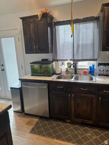 Kitchen - 2102 E 1820 S, Naples, UT 84078 photo 5 of 5