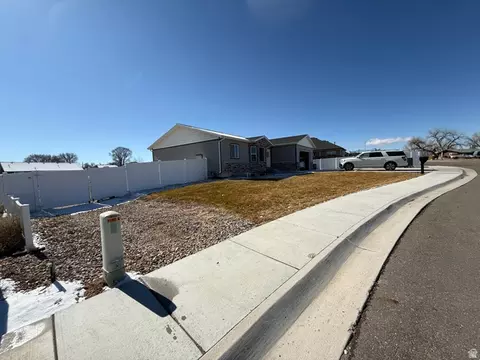 Exterior - 2102 E 1820 S, Naples, UT 84078 photo 8 of 8