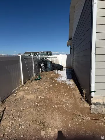 Exterior - 2102 E 1820 S, Naples, UT 84078 photo 5 of 8