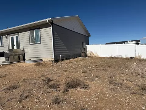 Exterior - 2102 E 1820 S, Naples, UT 84078 photo 7 of 8
