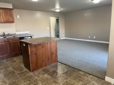 Living - 895 S Main St #E, Layton, UT 84041 photo 2 of 4