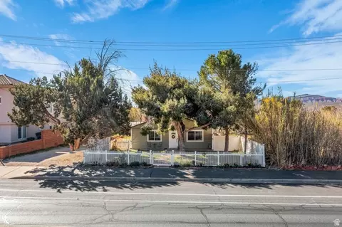 185 W Center St, Ivins, UT 84738