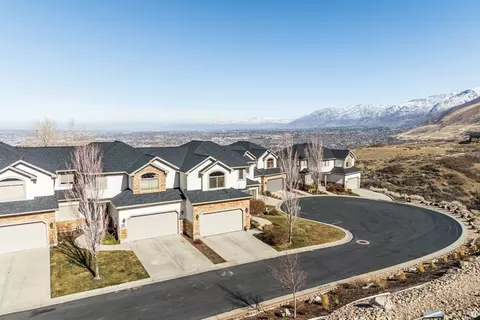 View/Area - 941 E Beartooth Cir S, Draper, UT 84020 photo 4 of 9