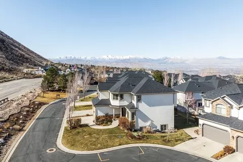 View/Area - 941 E Beartooth Cir S, Draper, UT 84020 photo 6 of 9