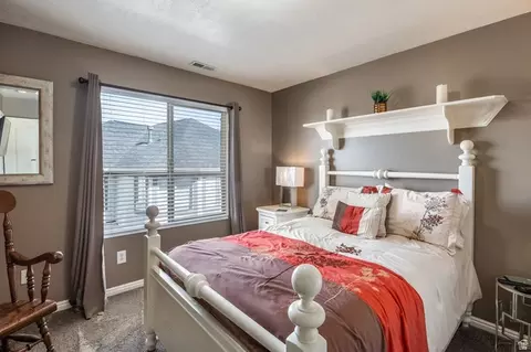 Bedroom - 941 E Beartooth Cir S, Draper, UT 84020 photo 5 of 5