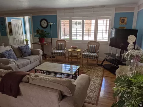 Living - 765 E Three Fountains Cir #28, Murray, UT 84107 photo 1 of 4