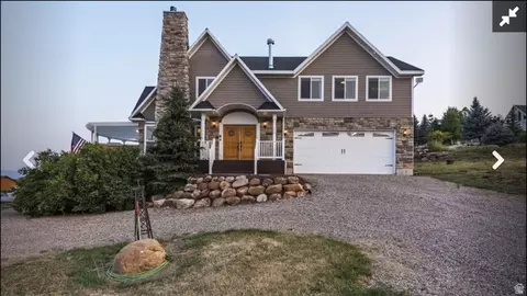 458 W Buttercup Ln, Garden City, UT 84028