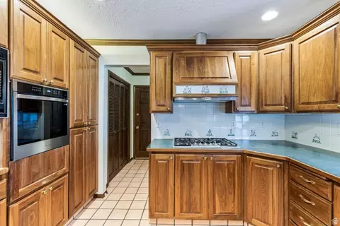 Kitchen - 1535 E 1385 N, Logan, UT 84341 photo 6 of 7