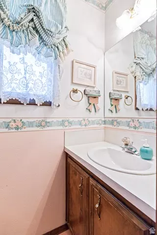 Bath - 1535 E 1385 N, Logan, UT 84341 photo 2 of 5