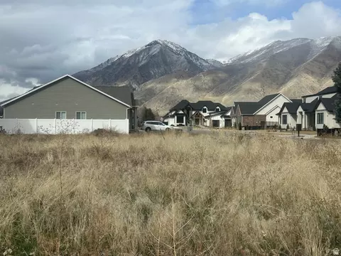 841 N 1400 W #1, Mapleton, UT 84664