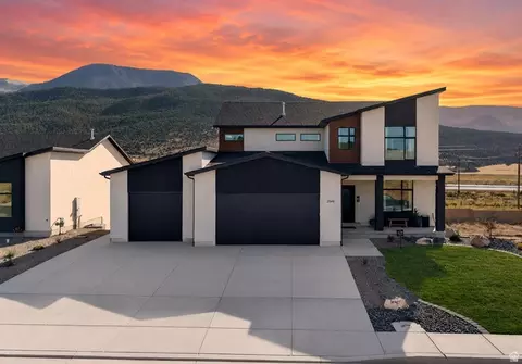 2549 W Black Sage Dr, Cedar City, UT 84720
