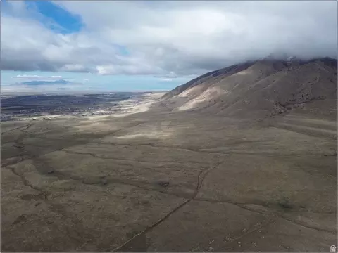 Undisclosed, Erda, UT 84074 photo 13