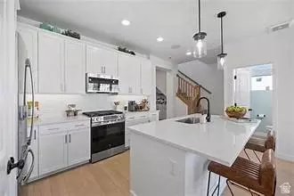 2889 S Arfons Bay, West Valley City, UT 84128