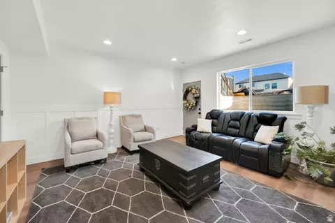 Living - 213 W Sicula Rd, Vineyard, UT 84059 photo 3 of 3