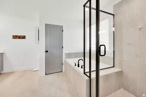 Bath - 213 W Sicula Rd, Vineyard, UT 84059 photo 3 of 5
