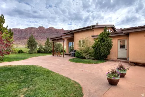 Exterior - 3885 S Maynard Ln #1, Moab, UT 84532 photo 4 of 12