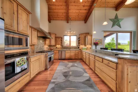 Kitchen - 3885 S Maynard Ln #1, Moab, UT 84532 photo 2 of 5