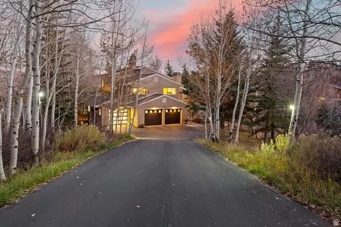 8762 N Gorgoza Dr, Park City, UT 84098