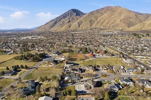 View/Area - 145 W Carnesecca Ct, Mapleton, UT 84664 photo 8 of 11