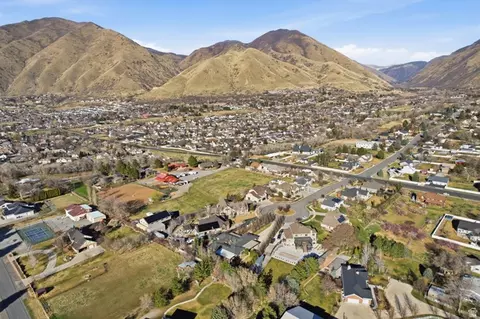 View/Area - 145 W Carnesecca Ct, Mapleton, UT 84664 photo 9 of 11