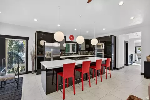 Kitchen - 145 W Carnesecca Ct, Mapleton, UT 84664 photo 5 of 12