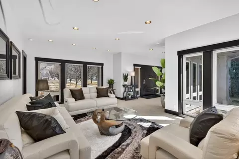 Living - 145 W Carnesecca Ct, Mapleton, UT 84664 photo 5 of 12