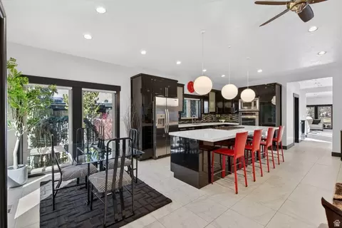 Kitchen - 145 W Carnesecca Ct, Mapleton, UT 84664 photo 9 of 12