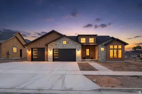 1082 N 350 E, American Fork, UT 84003