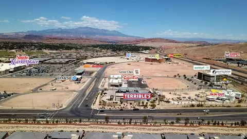 4375 S Pioneer Rd, Saint George, UT 84790