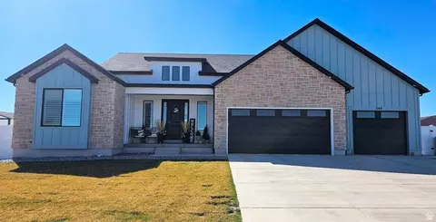 530 E Hetfield Dr #125, Grantsville, UT 84029