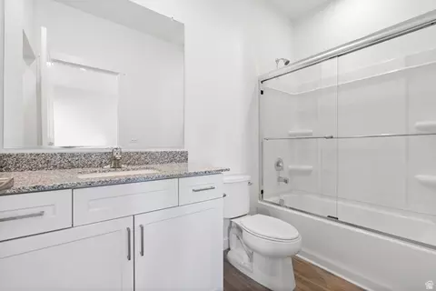 Bath - 7212 Slick Rock Way N, Eagle Mountain, UT 84005 photo 1 of 2