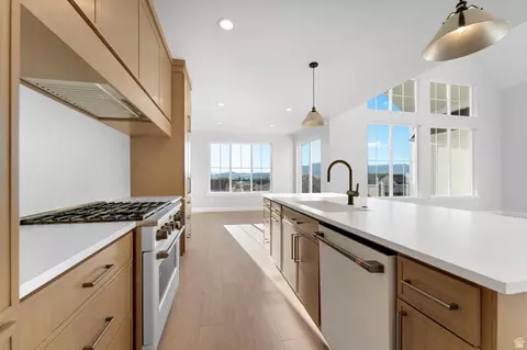 Kitchen - 1872 S 100 E #6, Payson, UT 84651 photo 2 of 2