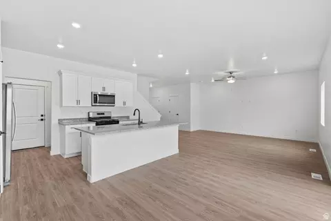 7283 Slick Rock Way N, Eagle Mountain, UT 84005 photo 7