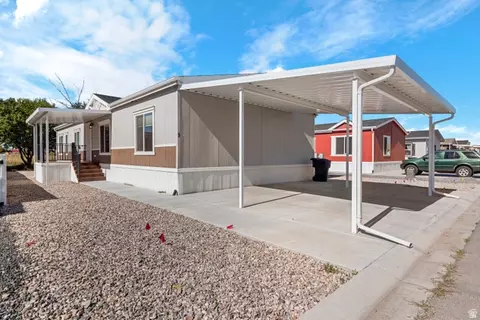 1700 W 2700 N #5, Pleasant View, UT 84404