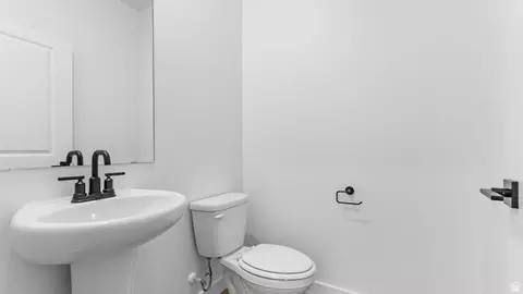 Bath - 4130 N 560 W #004, Erda, UT 84074 photo 3 of 3