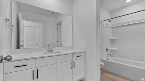 Bath - 4130 N 560 W #004, Erda, UT 84074 photo 1 of 5