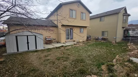 Exterior - 1682 E Ridgefield Rd, Spanish Fork, UT 84660 photo 5 of 7
