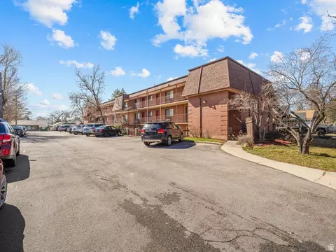 Exterior - 460 E 200 S, Provo, UT 84606 photo 2 of 15