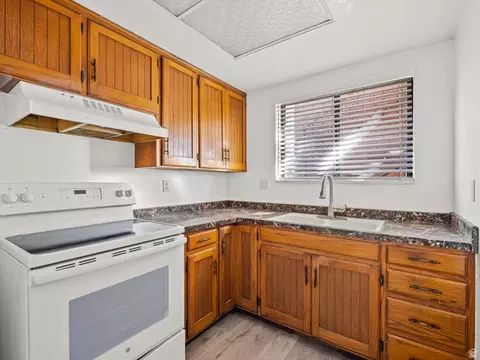 Kitchen - 460 E 200 S, Provo, UT 84606 photo 2 of 8