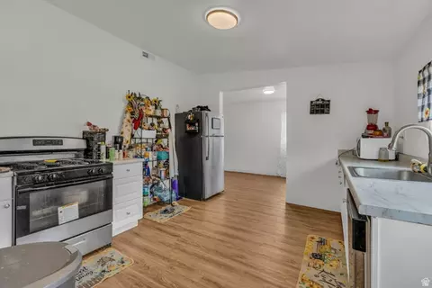 Kitchen - 2946 Ogden Ave, Ogden, UT 84403 photo 2 of 6