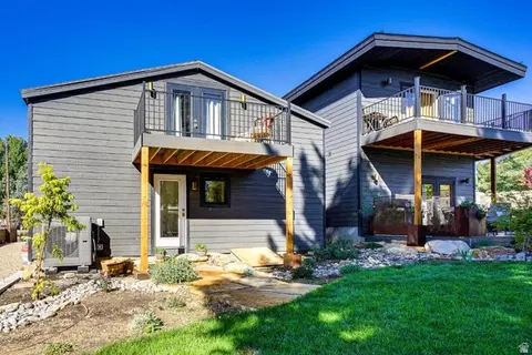 71 S 200 St W, Midway, UT 84049
