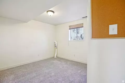 Bedroom - 569 E Aloha Ln, Sandy, UT 84070 photo 4 of 8