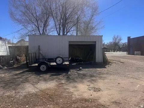 Exterior - 225 E Main St, Delta, UT 84624 photo 3 of 8