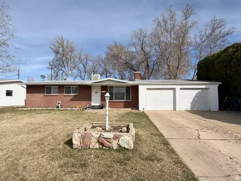 5774 S 2200 W, Roy, UT 84067