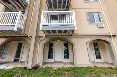 5660 S Meadow Ln #140, Ogden, UT 84403