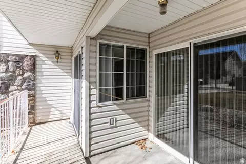 Exterior - 490 E 700 S #D43, Clearfield, UT 84015 photo 1 of 3