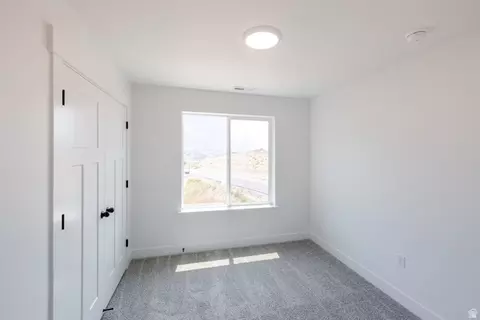 Bedroom - 195 W Harmony Ridge Pkwy #601, Mapleton, UT 84664 photo 2 of 4