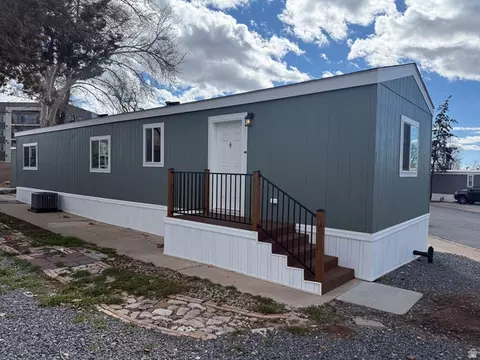75 W 250 N #31, Clearfield, UT 84015